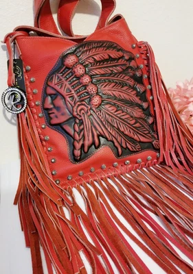 BOLSO BANDOLERA NUEVO CON ETIQUETAS RAVIANI INDIAN Head Chief cuero rojo boho cuero de vaca flecos Foto 1 de 4