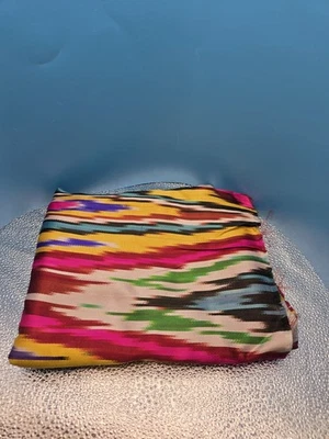 AUTHENTIC KHAN - ATLAS SILK FABRIC IKAT VINTAGE - Image 1 of 3