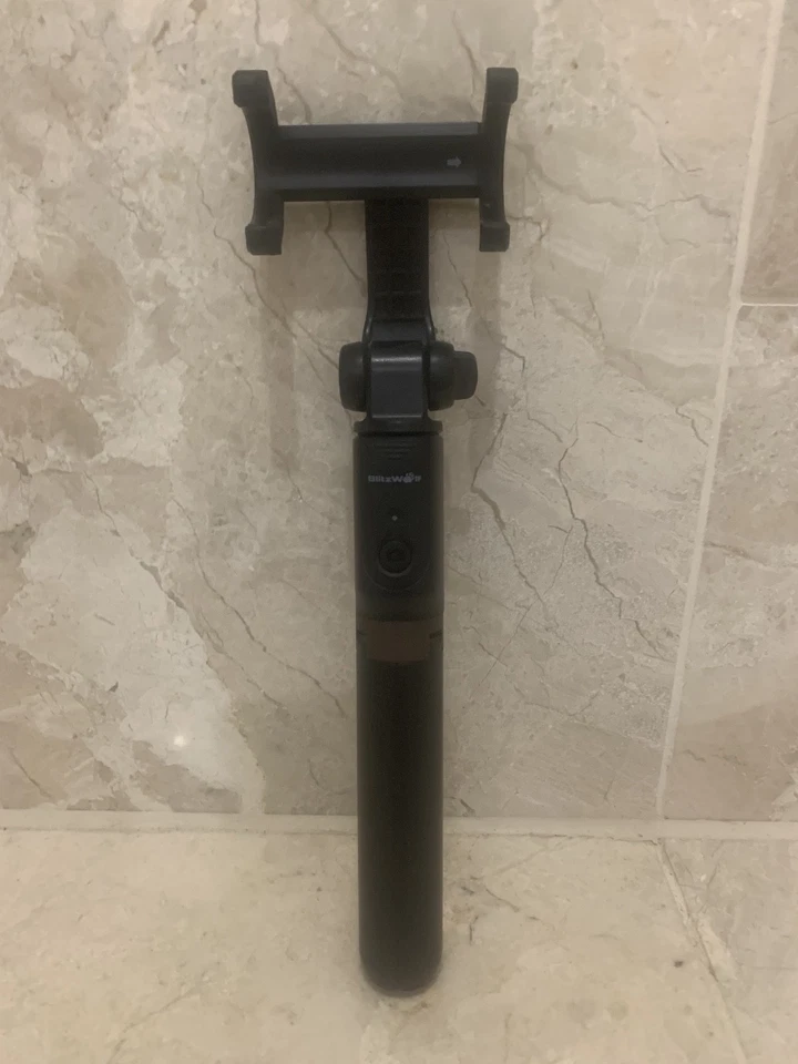 Blitzwolf Black Selfie Stick Extendable - Image 1 of 4
