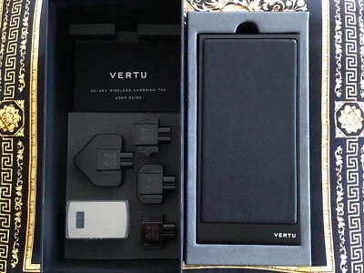 Vertu Wireless Charger V WIRELESS CHARGING PAD AC-35V Calf leather and Aluminum - Image 1 of 2