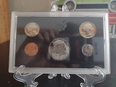 1972 U.S. Mint Proof Set San Francisco  - Image 1 of 3