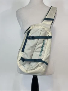 Mochila Patagonia Atom 8L Sling Mochila Bolso Crema Verde azulado oscuro LEER - Imagen 1 de 13