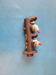 79 80 81 82 ARROW TRUCK BRAKE MASTER CYL 13919 - Bild 1 von 2