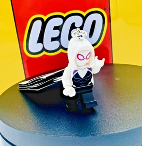 Lego Spider-man Minifigure Keychain 854292 Gwen Ghost-Spider - Picture 1 of 1