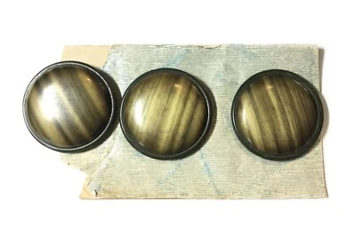 Juego de tres botones grandes de celuloide y baquelita de colección Foto 1 de 2