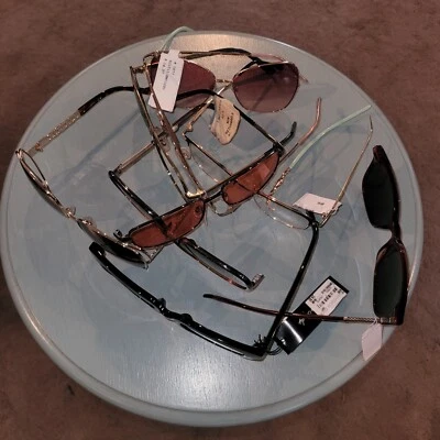 Lote de gafas de sol de diseñador Quay, Tory Burch, Reaction, Bottega Veneta ¡¡Dañadas!!! Foto 1 de 4