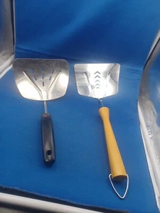 Lote de 2 espátulas/aletas ranuradas de ancho de 5 1/2" 1 Foley y 1 Androck - Imagen 1 de 11
