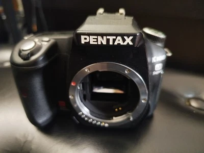 Pentax K100d Super - Image 1 of 4