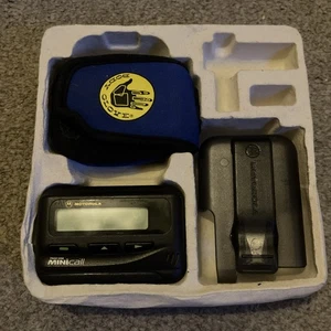 Motorola Page One MiniCall Boxed Vintage Pager Belt Clip Retired Old Tech Prop - Photo 1/9