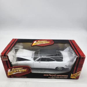 Johnny Lightning Limited Edition 1970 Plymouth Superbird White RARE 1:24 Scale - Picture 1 of 14