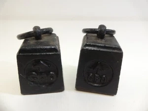 (ref288AY) Pair of vintage antique Post Office GPO weights 8oz 1/2lb - Picture 1 of 4