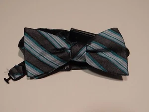 Men's Croft Barrow Silk Blend Gray Blue Teal Striped Pre-tied Bowtie NWT - Picture 1 of 2