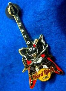 TOKYO JAPANESE SAMURAI WARRIOR FLYING V GUITAR SERIES 2004 Hard Rock Cafe PIN - Picture 1 of 1