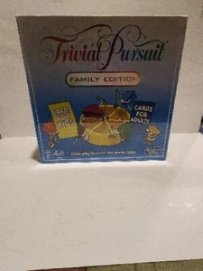 Hasbro Trivial Pursuit Family Edition Game Board - E1924 - Picture 1 of 2
