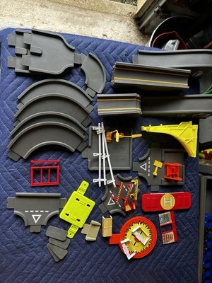 Vintage Matchbox 1978,79,91 Play Track lot W/Hard To Find Extra’s - Image 1 of 4