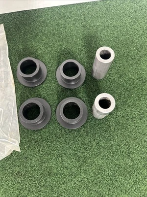 Bujes de barra de dirección Nissan Titan PRG 2004-2015 Foto 1 de 4