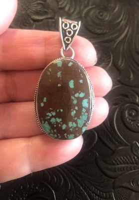 "Colgante ovalado grueso artesanal bisel caja matriz chocolate turquesa azul Hubei 2""" Foto 1 de 4