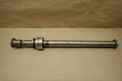 EJE RUEDA TRASERA KAWASAKI NINJA ZX1000R 86 Foto 1 de 4