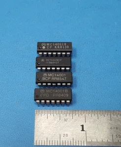 Puerta IC, MC14001BCP, Motorola, NOR 4 canales 2 pulgadas, 14 pines DIP, 8 piezas - Imagen 1 de 2