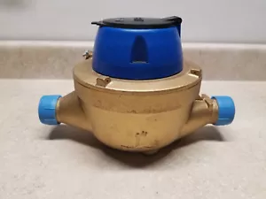 Kent C700 1" 1-9 Gallons Flow Meter(Smudges on face) - Picture 1 of 4