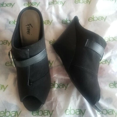 Fioni Black Open Toe Wedge Dress shoes Womans Size 6 1/2 - Image 1 of 4