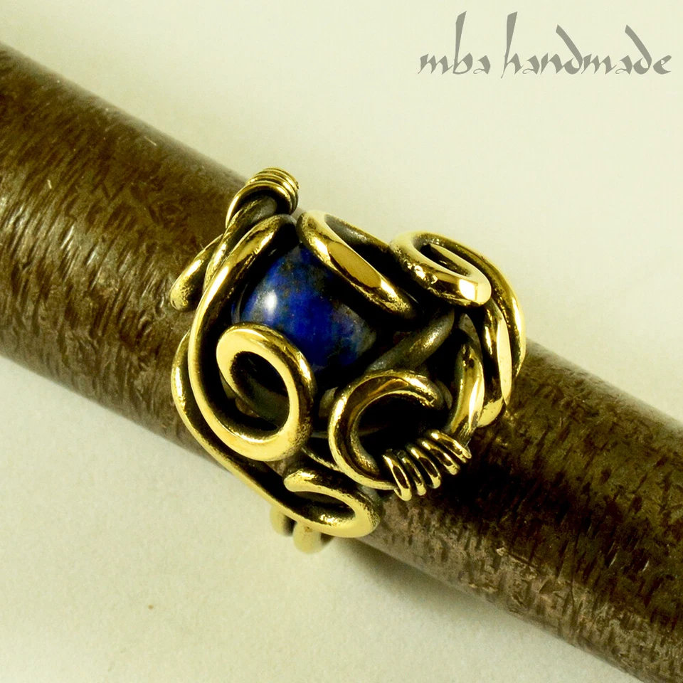 Anillo de cristal de lapislázuli tamaño 9 alambre de latón envuelto piedras preciosas joyería artesanal Foto 1 de 4