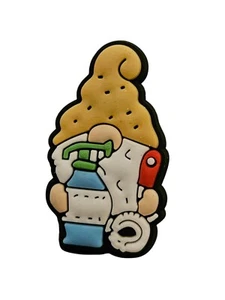 Cleaning Gnome Machine Hat Lapel Pin - New - Picture 1 of 3