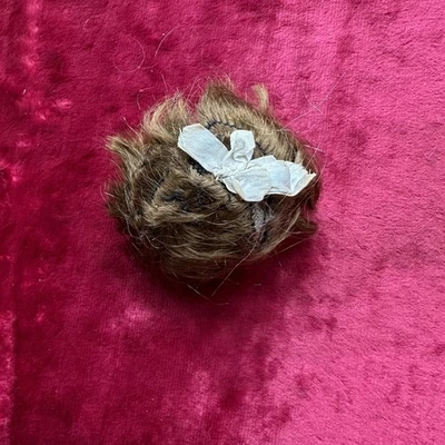 Perruque Ancien Petite Poupée Mignonnette  - Photo 1/4