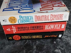 Patricia Cornwell lot of 3 Mystery Suspense Paperbacks - Picture 1 of 1