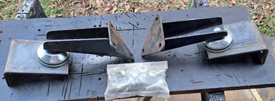 Trans-Dapt 4102 Fits Chevy to 1953-1964 Fits Ford Pickup Motor Mounts - Image 1 of 4