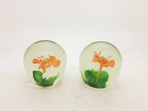 Vintage Unique Glass Paperweight Orange Flowers 2 3/4"" RARE! GORGEOUS - Picture 1 of 6