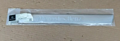 ¡Nuevo! Mercedes-Benz 2012-2019 umbral delantero derecho placa de desgaste iluminada OEM Foto 1 de 4