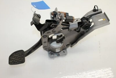 2010-2020 Nissan 370z M/T Brake Pedal OEM DI148 - Image 1 of 4