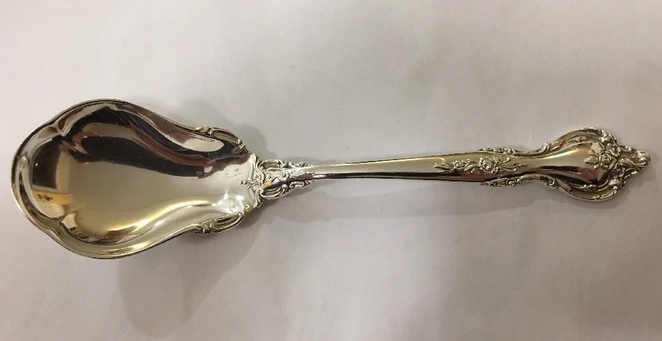 Cuchara de plata de ley Lunt Delacourt Foto 1 de 4