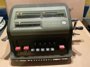 Vintage FACIT Mechanical Calculator Model C1-13 Sweden multiplication working - Picture 1 of 10