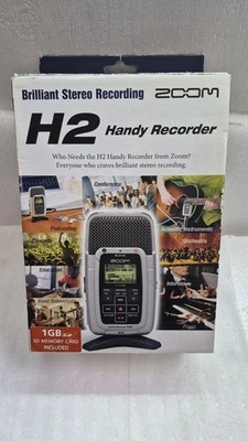 ZOOM Handy Recorder H2 Handheld Digital Recorder MP3/WAV Portable FREE SHIPPING - Image 1 of 4