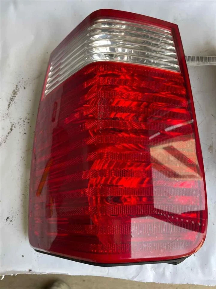 07 08 09 Chrysler ASPEN Tail Light Assembly Passenger Side Foto 1 de 1