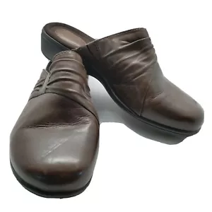 Clarks Artisan Mules Womens Brown Leather Comfort Casual Shoes Mules Size 9.5M - Picture 1 of 11