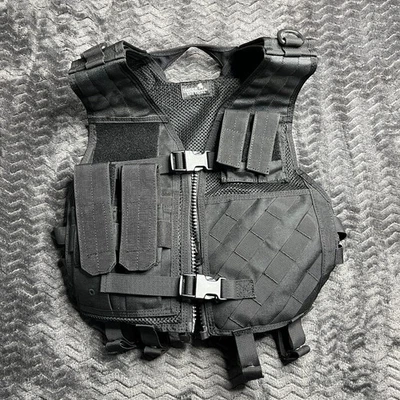 Chaleco Lancer Tactical Ajustable Cross Draw Negro Foto 1 de 4