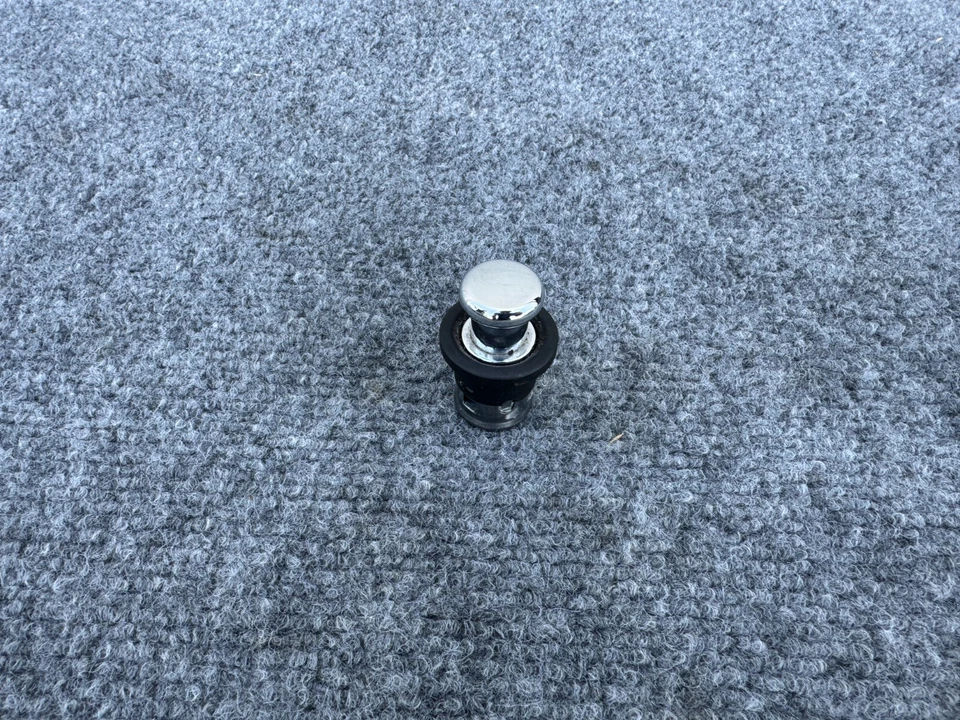 CIGARETTE LIGHTER  KNOB JAGUAR XK XKR (2007-2015) OEM - Image 1 of 1