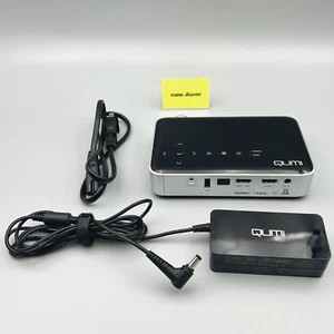 Qumi QUMI Q6 Q6-BK Black Projector Clear Image with Remote Used Tested Japan - Picture 1 of 17