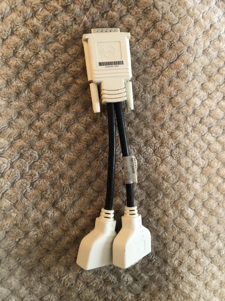 Cable divisor Y Molex 687730006 DMS-59 a doble DVI parte HP #338285-005 Foto 1 de 4