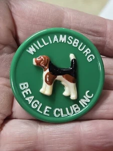 VINTAGE Willamsburg PA 1950s era Beagle Club Button / Pin - Picture 1 of 2