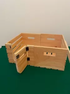 toy wood stable corral with door gate for horse farm animal - Picture 1 of 9