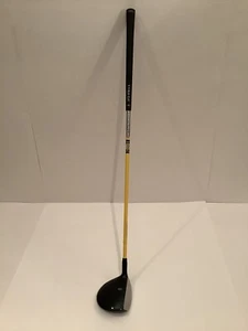 US KIDS GOLF FAIRWAY DRIVER 3 WOOD ULTRALIGHT GRAPHITE SHAFT 26* WT-25 RH YELLOW - Picture 1 of 6