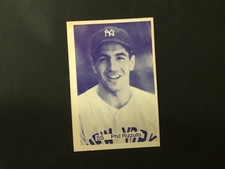 1975 TCMA Baseball New York Yankees Purple Phil Rizzuto