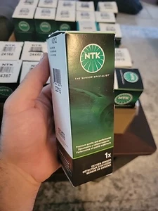 NEW SEALED REAL Genuine NTK 22015 Oxygen Sensor O2 A/F Air/Fuel NGK - Bild 1 von 3