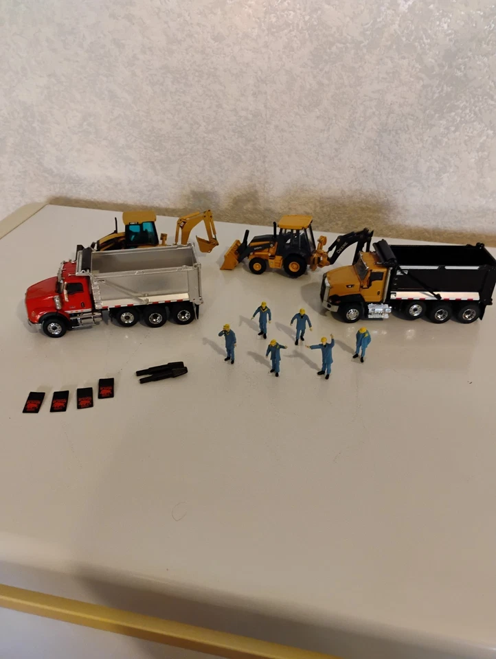  LOTE DE 5 vehículos de construcción diecast 1/50  Foto 1 de 4