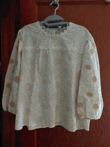 Cato's XL elegantes weiß & beige geblümtes Damen Oberteil 3/4" Ärmel  - Bild 1 von 4