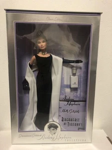Audrey Hepburn Barbie Mattel - Picture 1 of 7